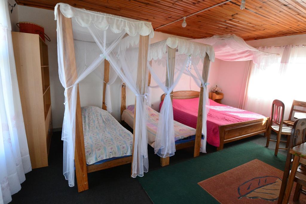 Hotel Chez Jeanne Antananarivo Esterno foto