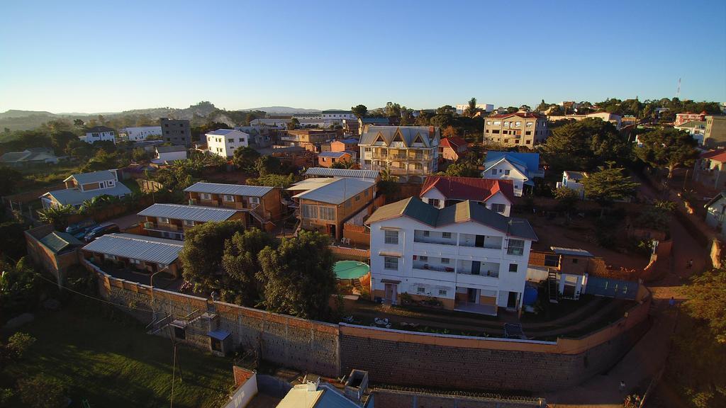 Hotel Chez Jeanne Antananarivo Esterno foto