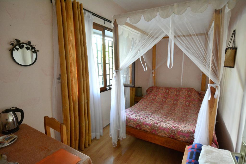 Hotel Chez Jeanne Antananarivo Esterno foto
