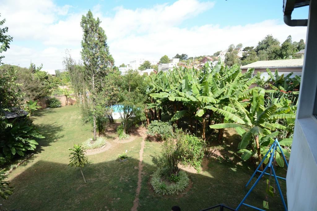 Hotel Chez Jeanne Antananarivo Esterno foto