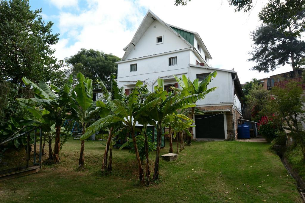 Hotel Chez Jeanne Antananarivo Esterno foto