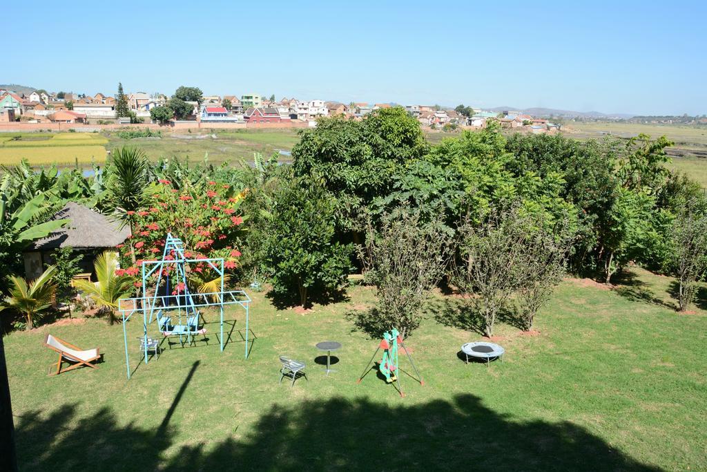 Hotel Chez Jeanne Antananarivo Esterno foto