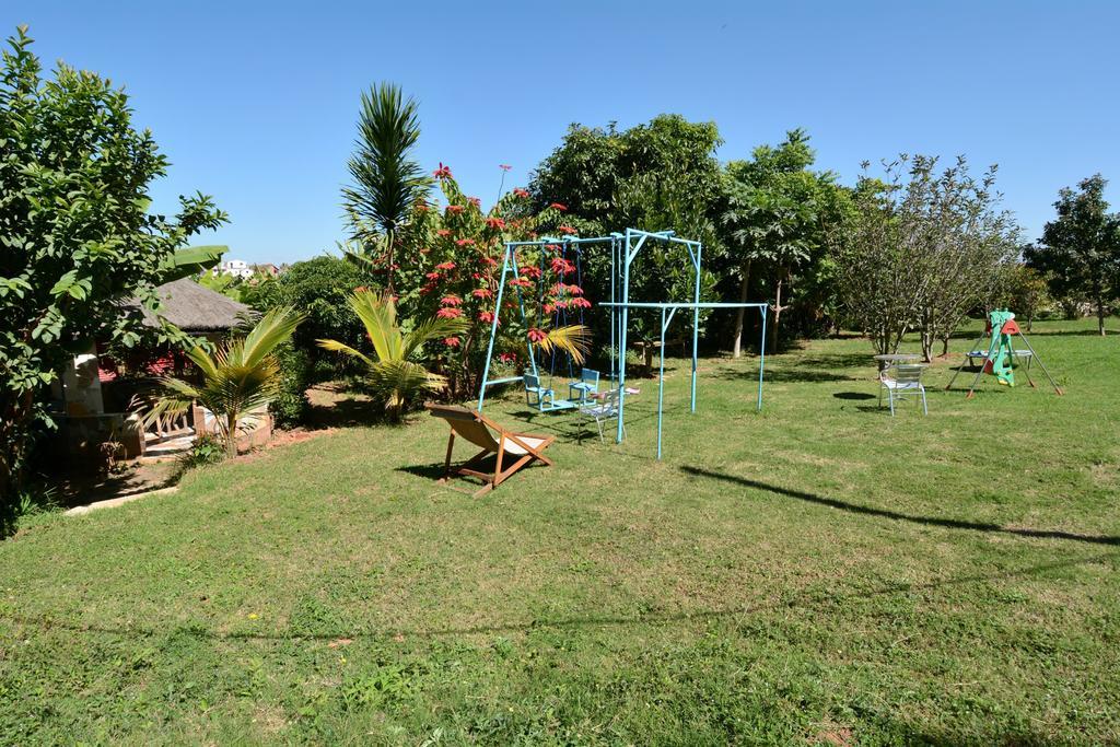 Hotel Chez Jeanne Antananarivo Esterno foto